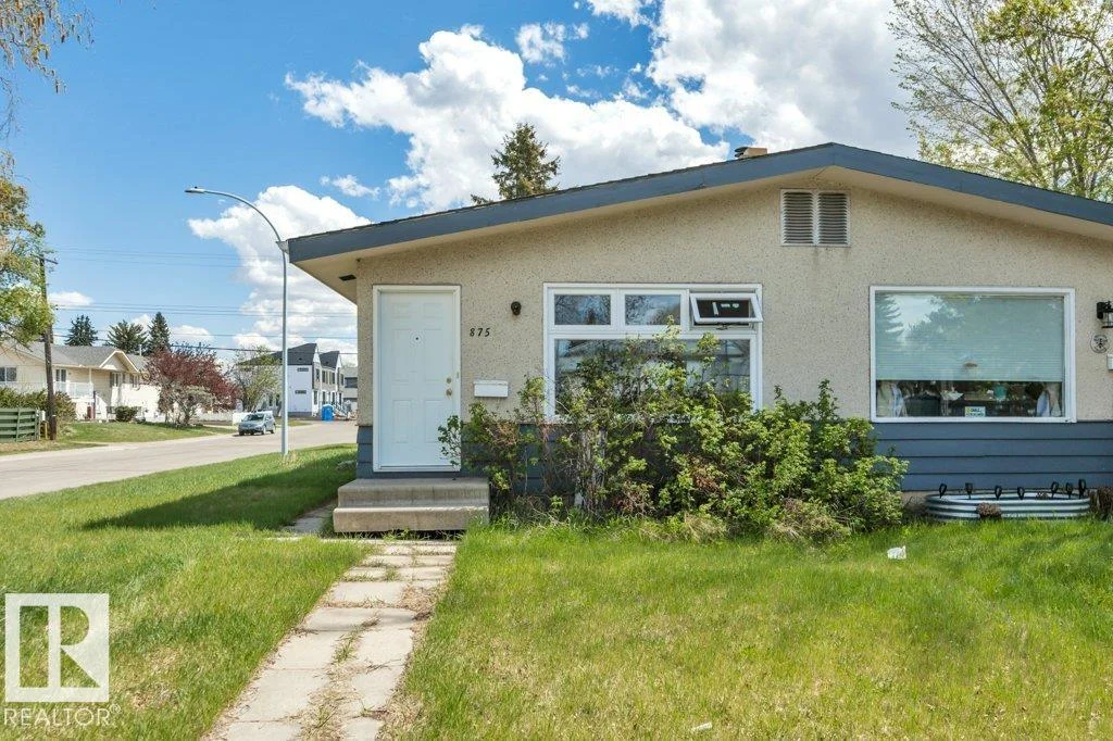 8753 152 ST NW, Edmonton - 3 bedroom Duplex for sale