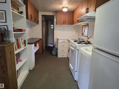 Interior photo 3 of 4512 45 AV