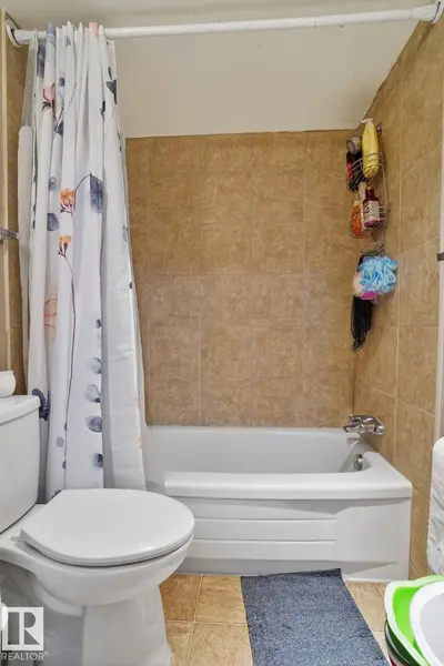 Interior photo 2 of #120 5730 RIVERBEND RD NW