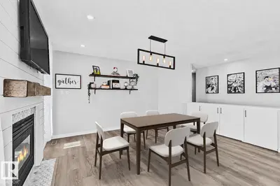 Interior photo 4 of 3205 41A AV NW