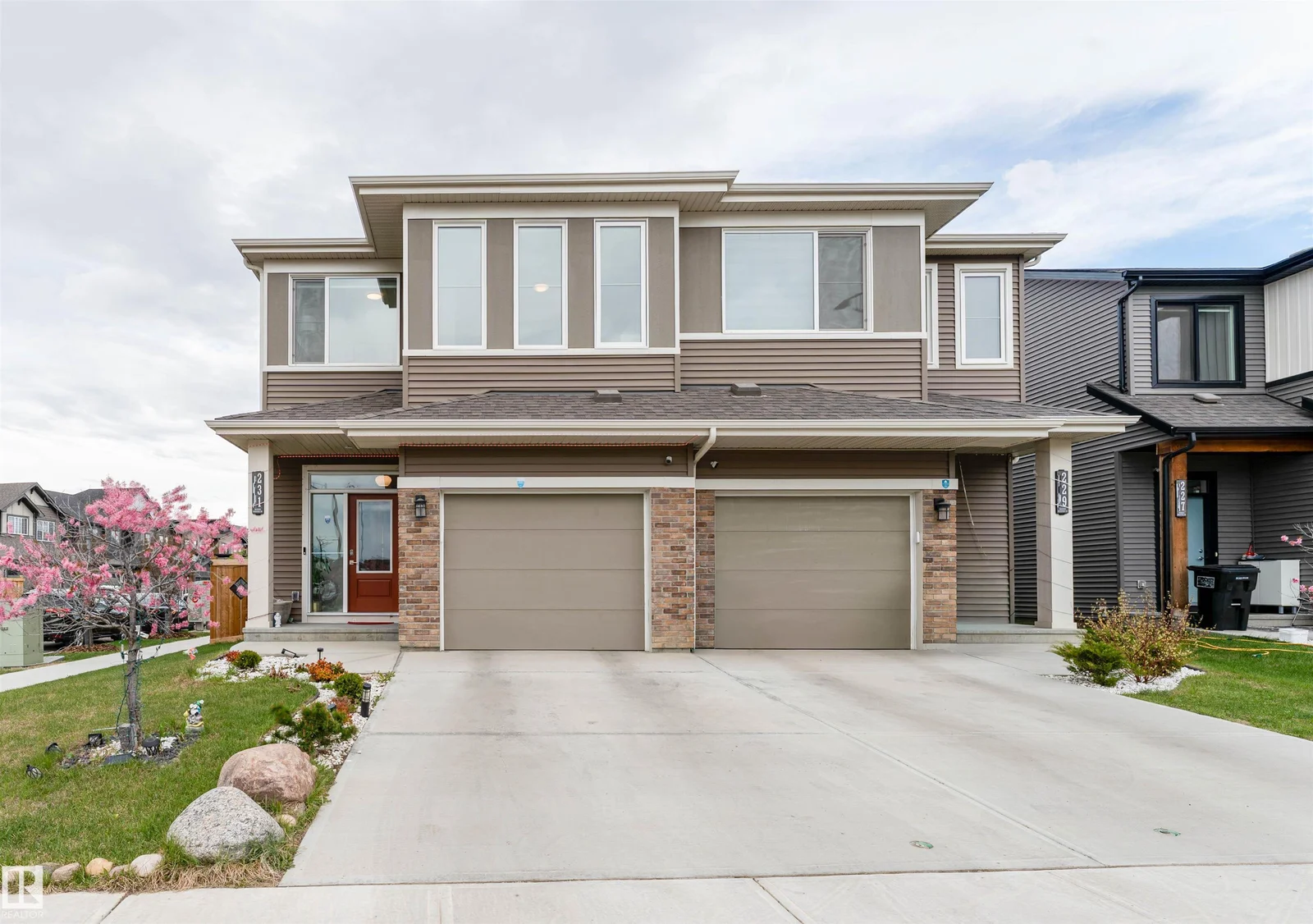 231 Orchards BV SW, Edmonton - 3 bedroom Duplex for sale