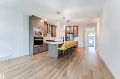 Interior photo 2 of 231 Orchards BV SW