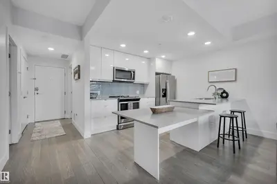 Interior photo 2 of #306 8510 90 ST NW