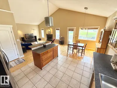 Interior photo 2 of 4503 SPRUCE AV