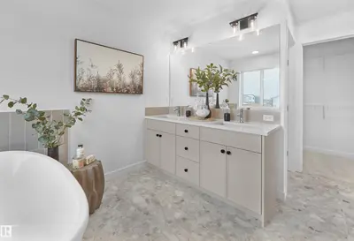 Interior photo 4 of 1028 CRISTALL CR SW
