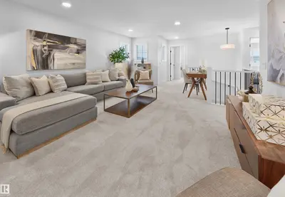 Interior photo 2 of 1028 CRISTALL CR SW