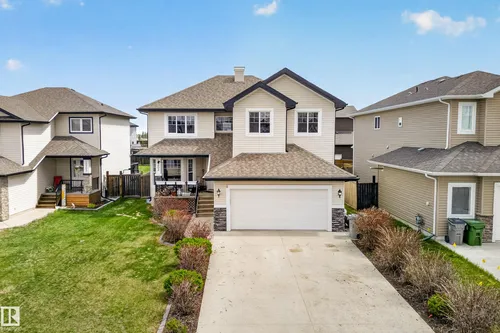 10203 96 ST, Morinville - $550,000