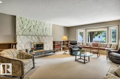 Interior photo 3 of 260 Windermere DR NW