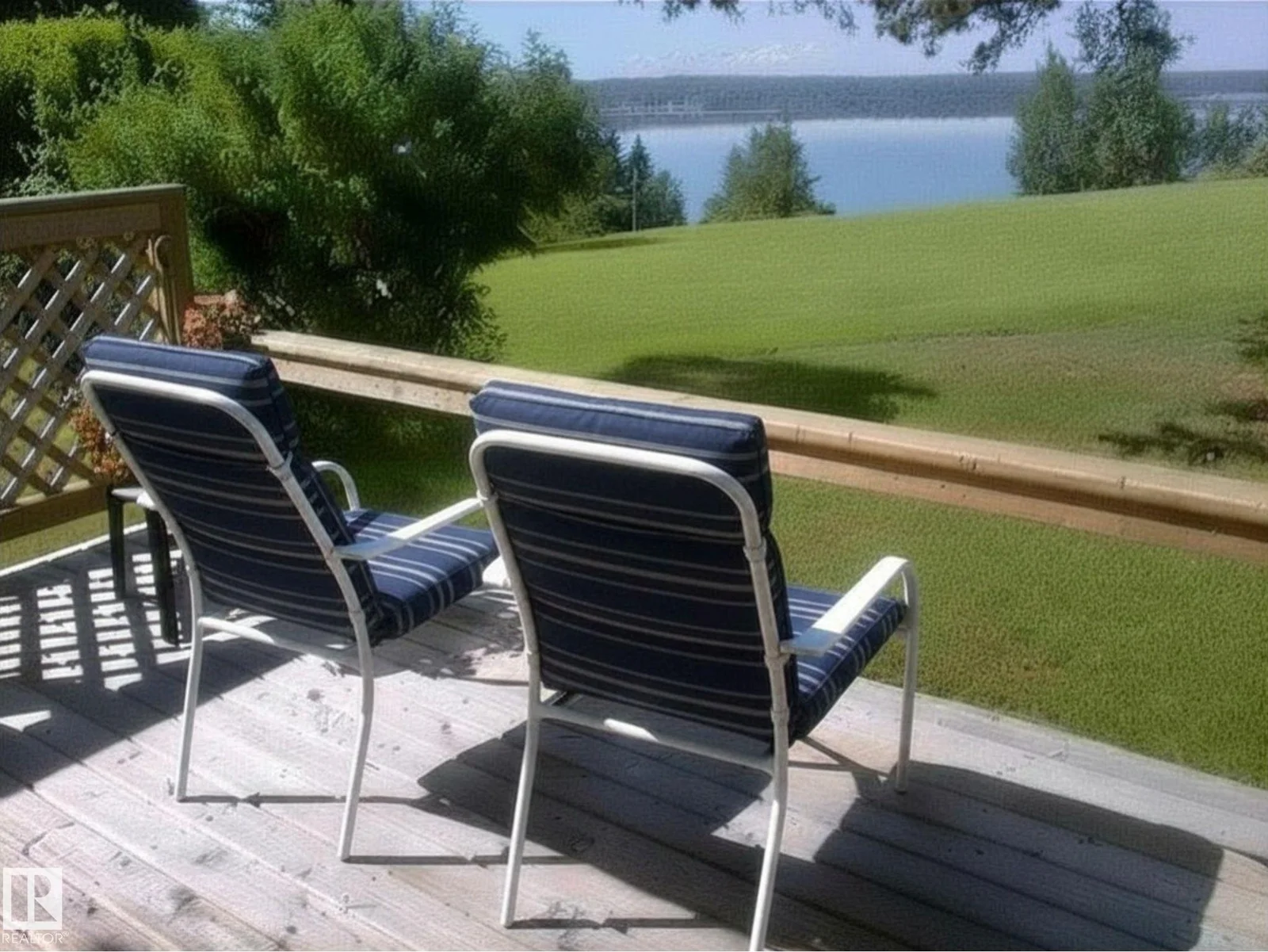 22 Lake Street, Rural Lac Ste. Anne County - 2 bedroom Detached Single Family for sale