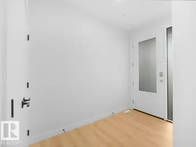 Interior photo 3 of 3282 CHERNOWSKI WAY SW