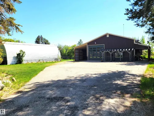 48003 RR 60, Rural Brazeau County - $625,000