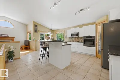 Interior photo 4 of 70 EASTCOTT DR