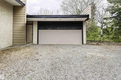 Interior photo 1 of 18 55305 Range Rd 242