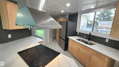 Interior photo 4 of 9535 147 AV NW