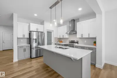 Interior photo 2 of 9309 PEAR LINK LI SW