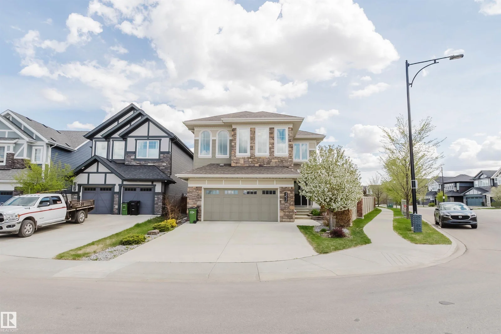 3571 KESWICK BV SW, Edmonton - 3 bedroom Detached Single Family for sale