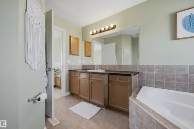 Interior photo 3 of 255 SUNCREST RD