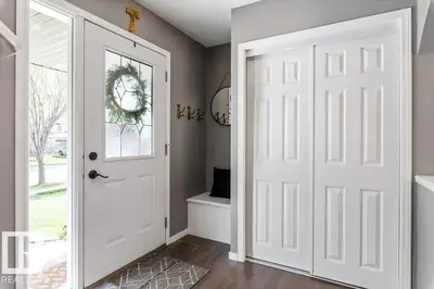 Interior photo 1 of 109 ERIN RIDGE DR
