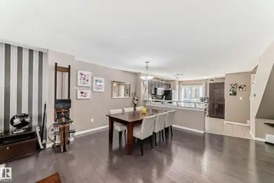 Interior photo 4 of #53 4850 TERWILLEGAR CM NW