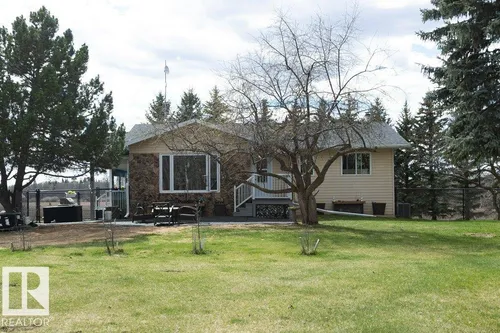 27132A Twp Rd 632, Rural Westlock County - $939,000