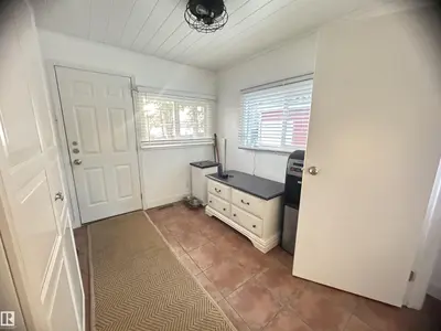 Interior photo 4 of #8 Beaver CR