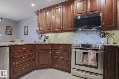 Interior photo 4 of 46 ASTER PT