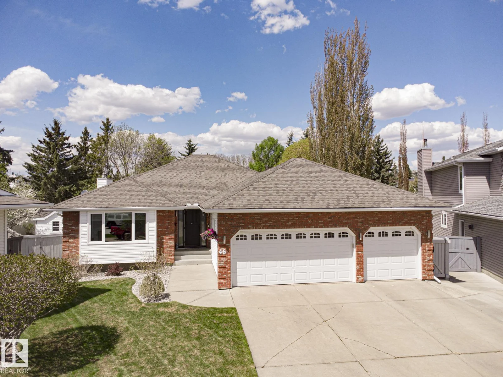 46 ASTER PT, Sherwood Park - 5 bedroom Detached Single Family for sale