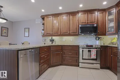 Interior photo 3 of 46 ASTER PT