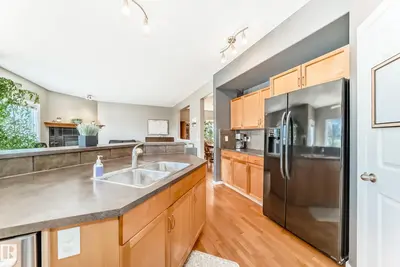 Interior photo 4 of 14647 137 ST NW