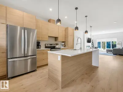 Interior photo 1 of 32 BRUNSWYCK CR