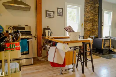 Interior photo 4 of 120 7 ST