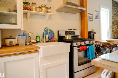 Interior photo 3 of 120 7 ST