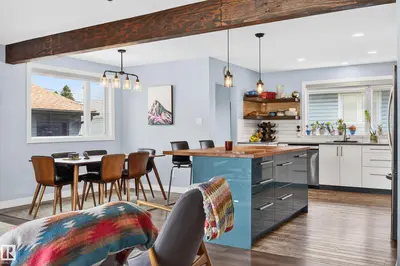 Interior photo 4 of 6707 92B AV NW