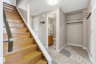 Interior photo 3 of 81 RIDGEWOOD TC