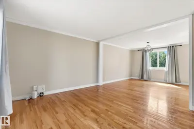 Interior photo 4 of 81 RIDGEWOOD TC
