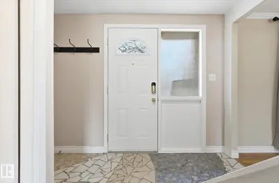 Interior photo 2 of 81 RIDGEWOOD TC