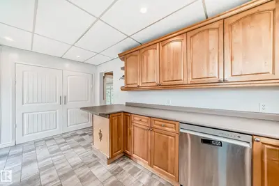 Interior photo 3 of 21252 TWP ROAD 550
