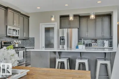 Interior photo 3 of 69 SELKIRK PL