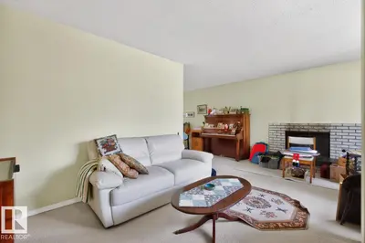 Interior photo 1 of 5611 115 ST NW