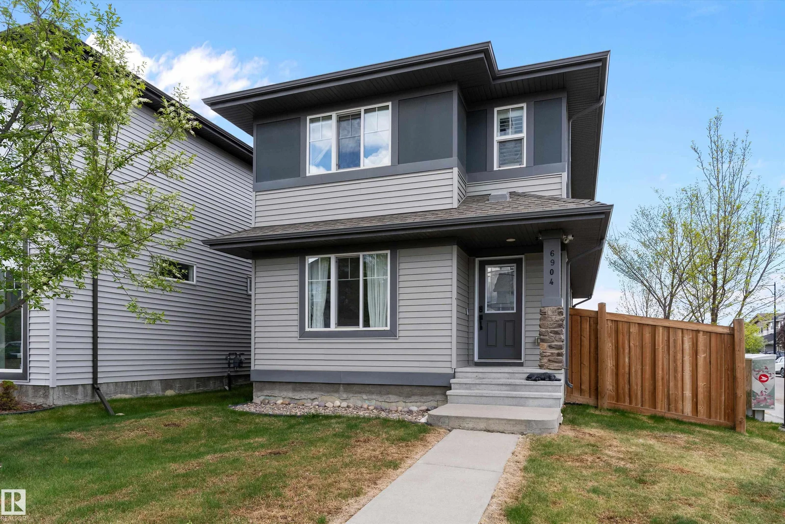 6904 Cardinal WD SW, Edmonton - 4 bedroom Detached Single Family for sale