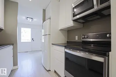 Interior photo 2 of 