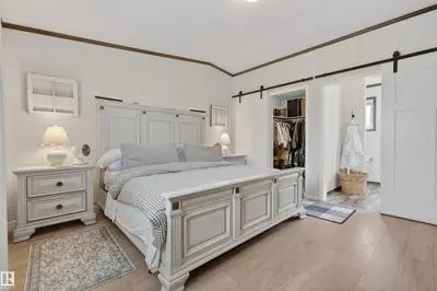 Interior photo 3 of 4819 52 ST