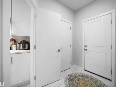 Interior photo 3 of 1427 150 AV NW
