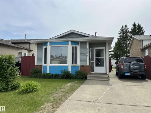 2025 108 ST NW, Edmonton - $363,800