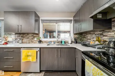 Interior photo 3 of 14808 96 ST NW
