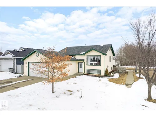 5403 50A ST, Legal - $394,900