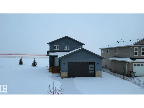 5122 53a AV, Legal - $449,000