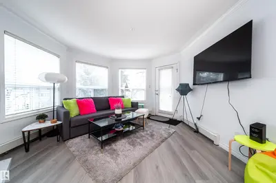 Interior photo 3 of #303 9938 104 ST NW
