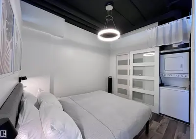 Interior photo 4 of #1701 10024 JASPER AV NW