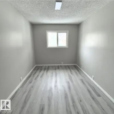 Interior photo 2 of 
